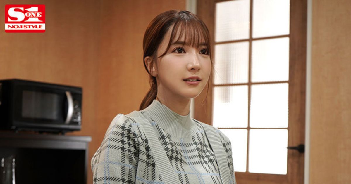 三上悠亜 SSIS-663「引退発表 126日後にAV女優をやめる三上悠亜」メインビジュアル──引退発表直後に「やり残したこと全部やる」という覚悟でセルフプロデュースした3本番カウントダウン第一弾。2023年3月FANZA2週1位・月間1位の実績が示す「引退カウントダウンの幕開け」を告げる表情の一枚